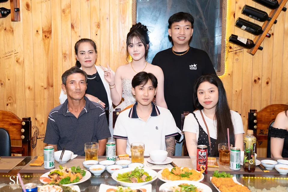 Ảnh do Hamita Studio chụp