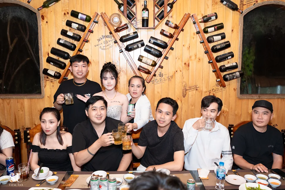 Ảnh do Hamita Studio chụp