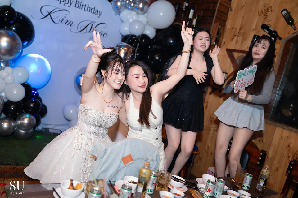 Ảnh do Hamita Studio chụp