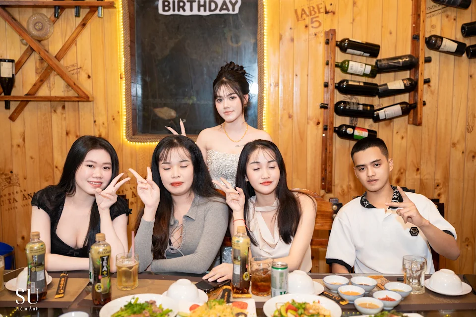 Ảnh do Hamita Studio chụp