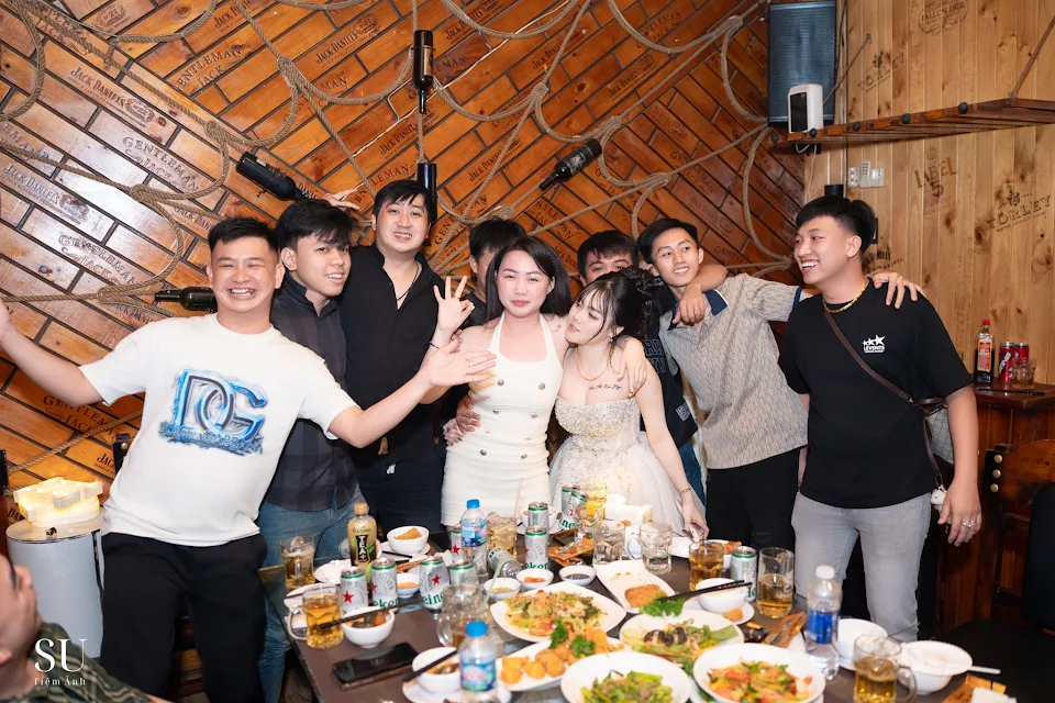 Ảnh do Hamita Studio chụp