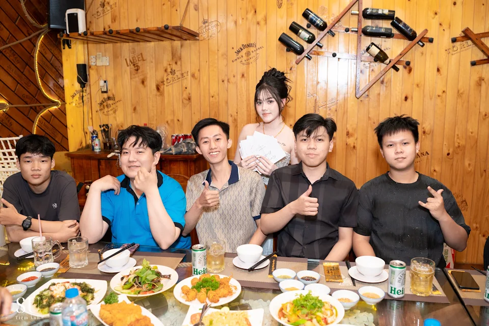 Ảnh do Hamita Studio chụp
