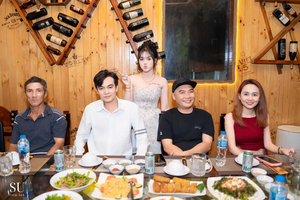 Ảnh do Hamita Studio chụp
