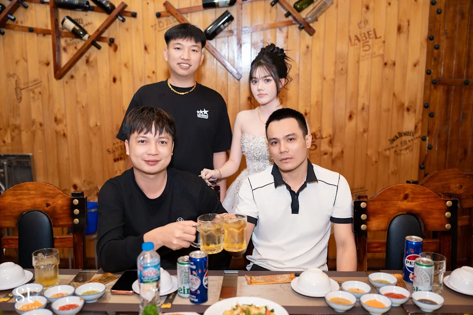 Ảnh do Hamita Studio chụp