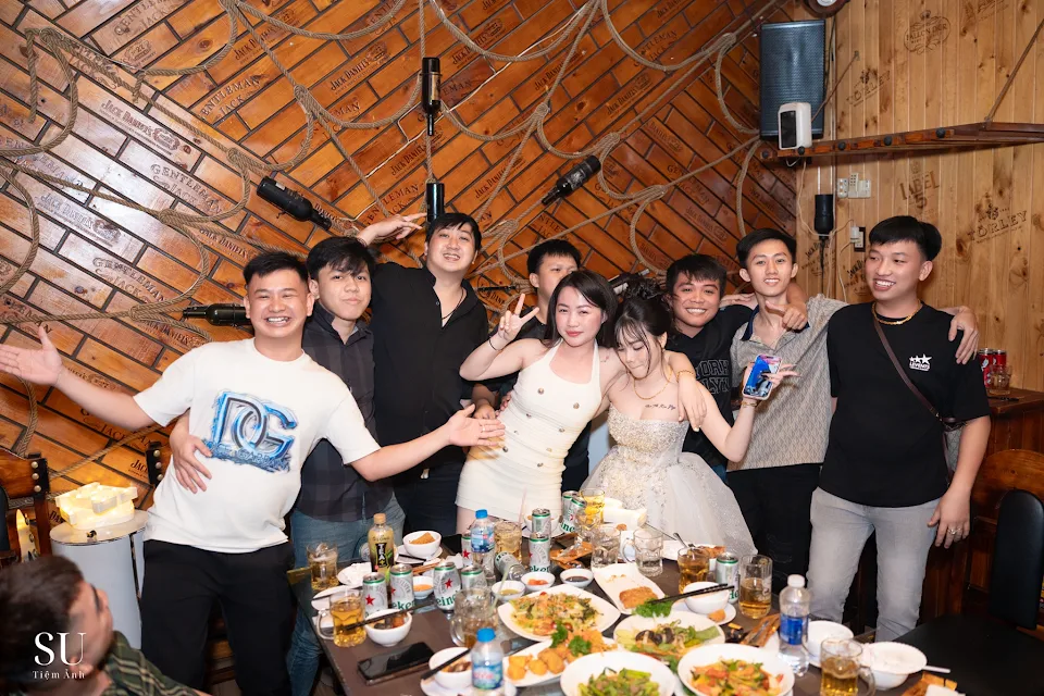 Ảnh do Hamita Studio chụp