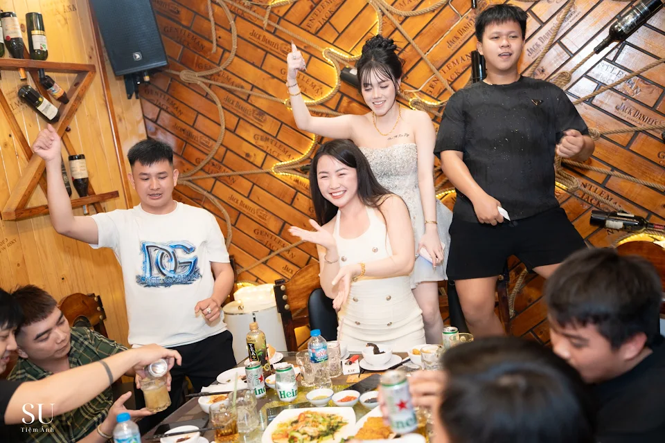 Ảnh do Hamita Studio chụp