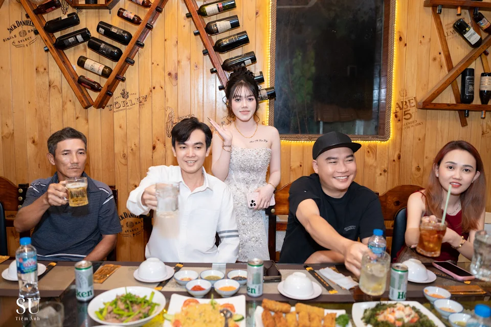 Ảnh do Hamita Studio chụp