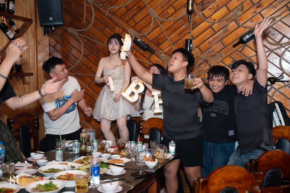Ảnh do Hamita Studio chụp
