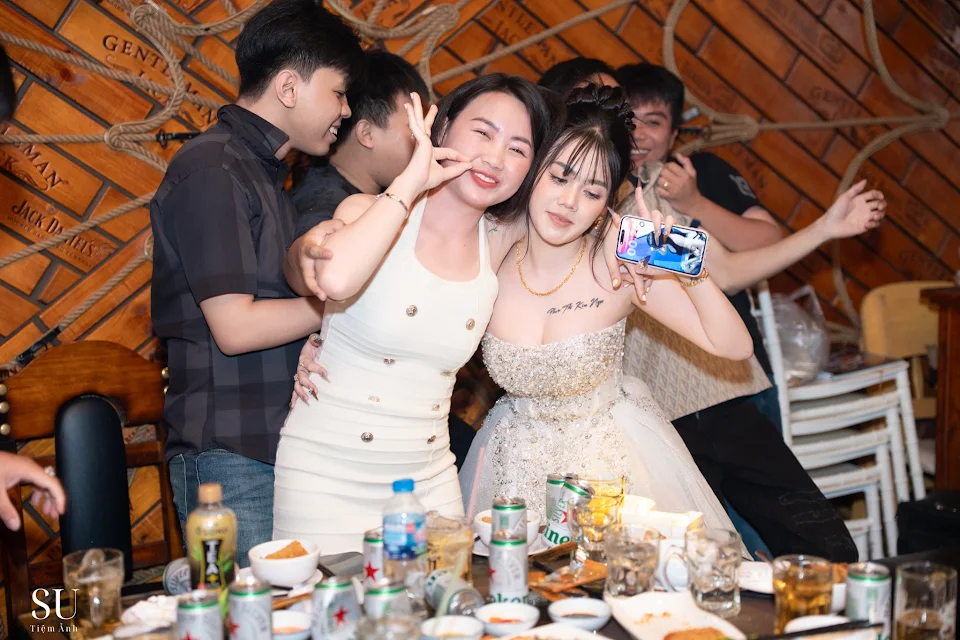 Ảnh do Hamita Studio chụp